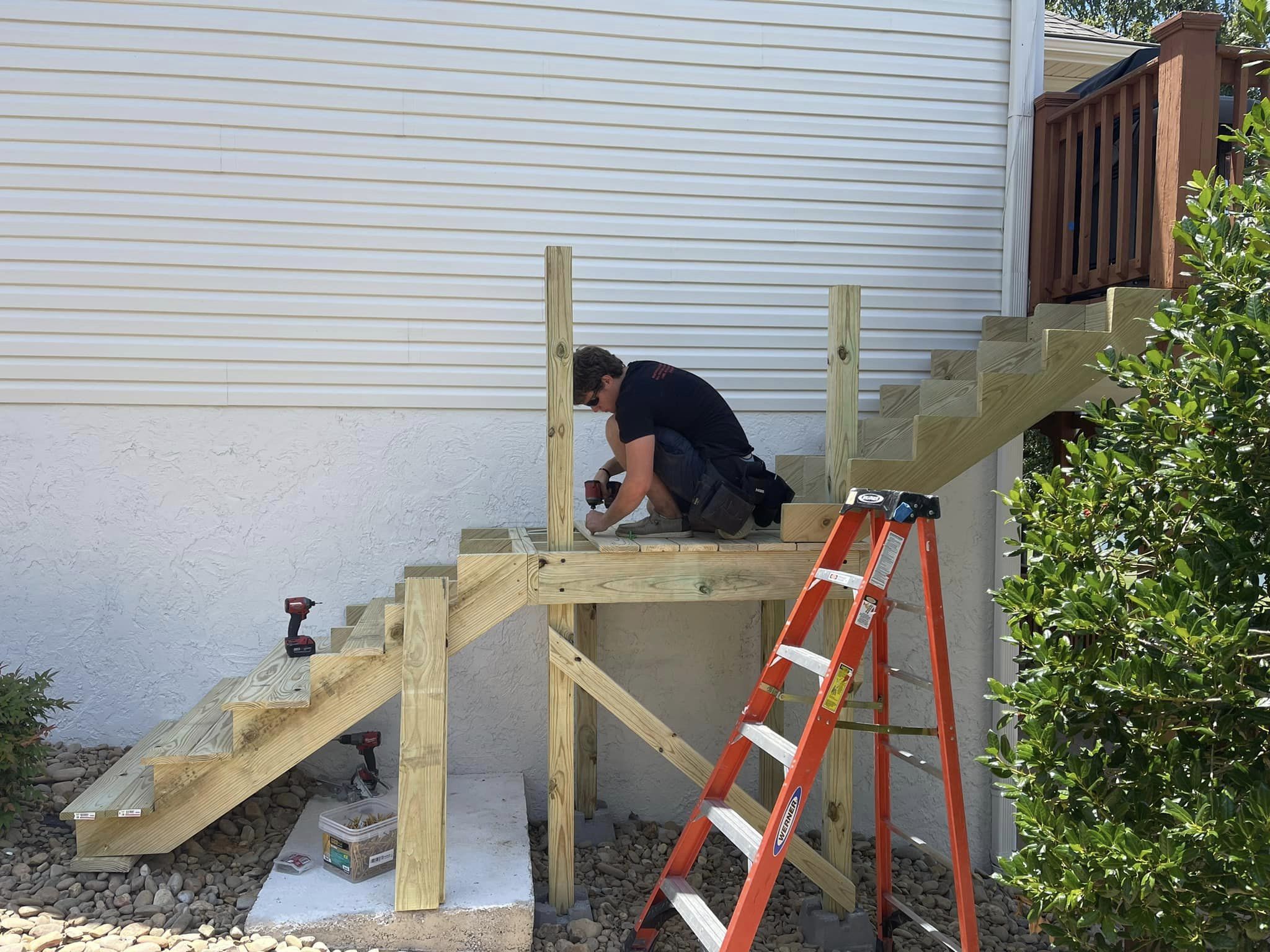 deck building service in athens tennessee